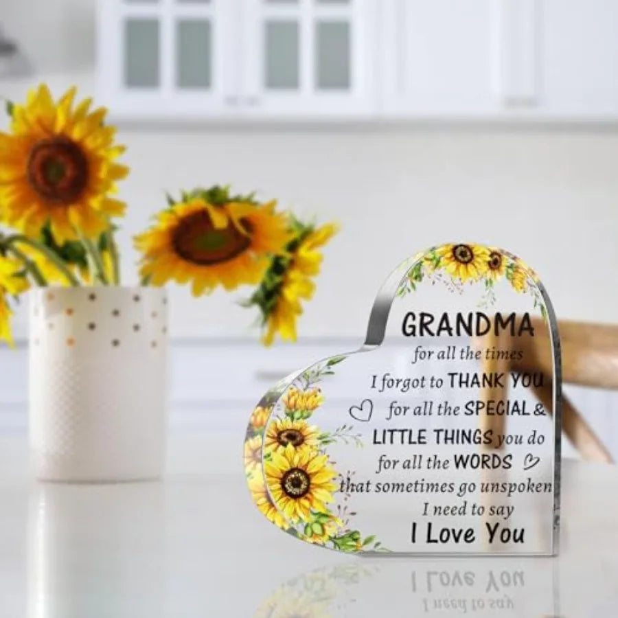 Birthday Gifts for Grandma from Grandkids, to My Grandma Acrylic Heart Sign Presents, Mothers Day Christmas Valentines Day Gift