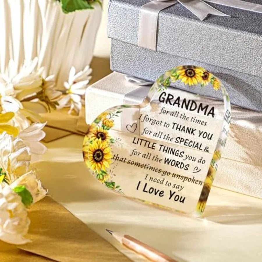 Birthday Gifts for Grandma from Grandkids, to My Grandma Acrylic Heart Sign Presents, Mothers Day Christmas Valentines Day Gift